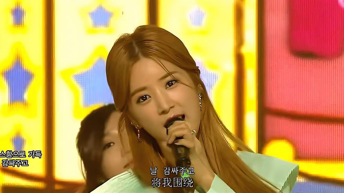 [图]云朵满天的冰冷夜晚!161023 Apink《Only One》现场版 中韩双字