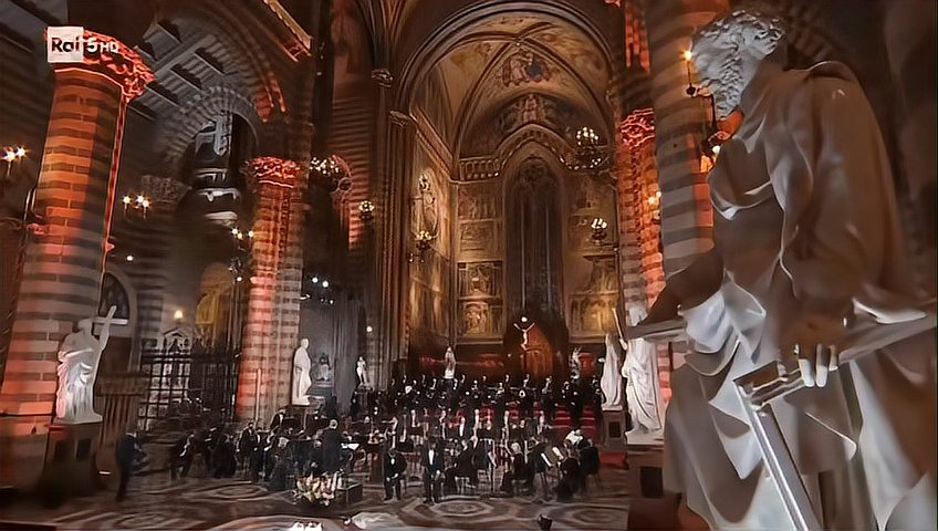 [图]莫扎特:圣体颂/梅塔指挥佛罗伦萨音乐剧院管弦乐队与合唱团