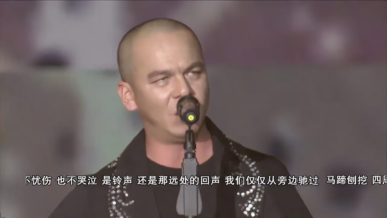 [图]帕尔哈提演唱《轻声的把我的名字呼唤》，低沉嗓音令人陶醉！