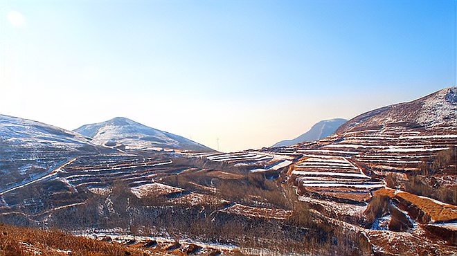 [图]纯音乐《初雪》，曲调优美空灵缥缈、让人心旷神怡