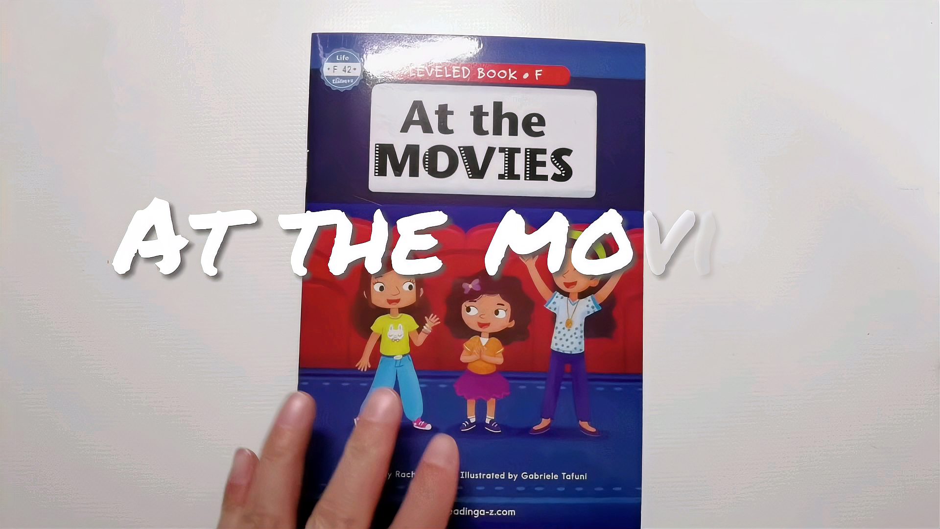 [图]英语日常阅读打卡|《At the Movies》