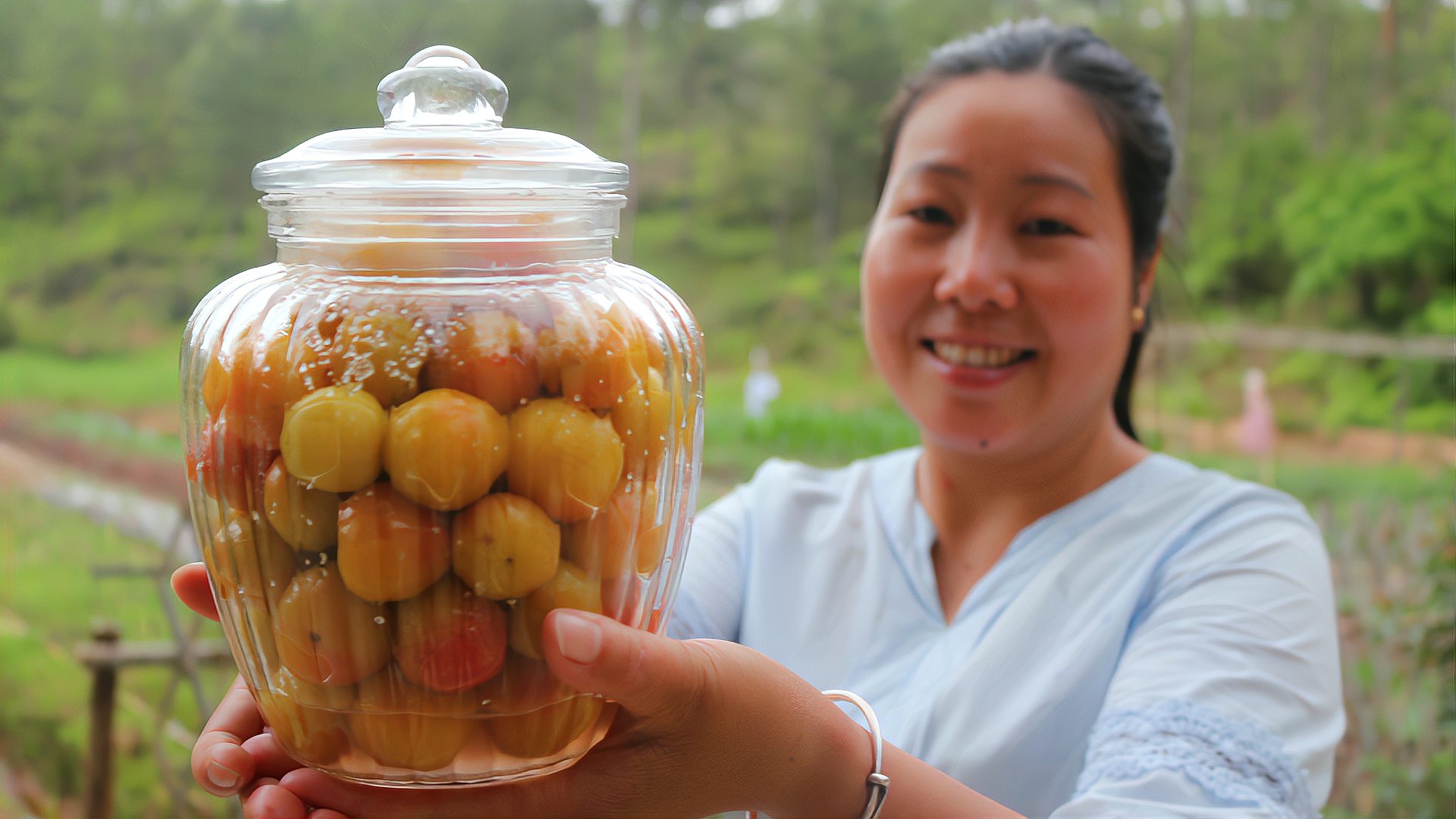 [图]变着花样吃李子，经过阿红的一番制作，清脆爽口真美味