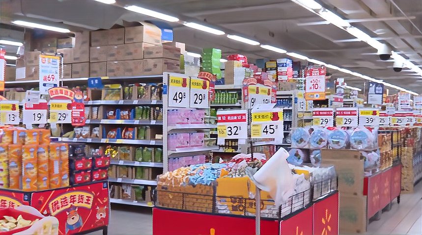 [图]新年工作新年味 坚守岗位过年不“打烊”