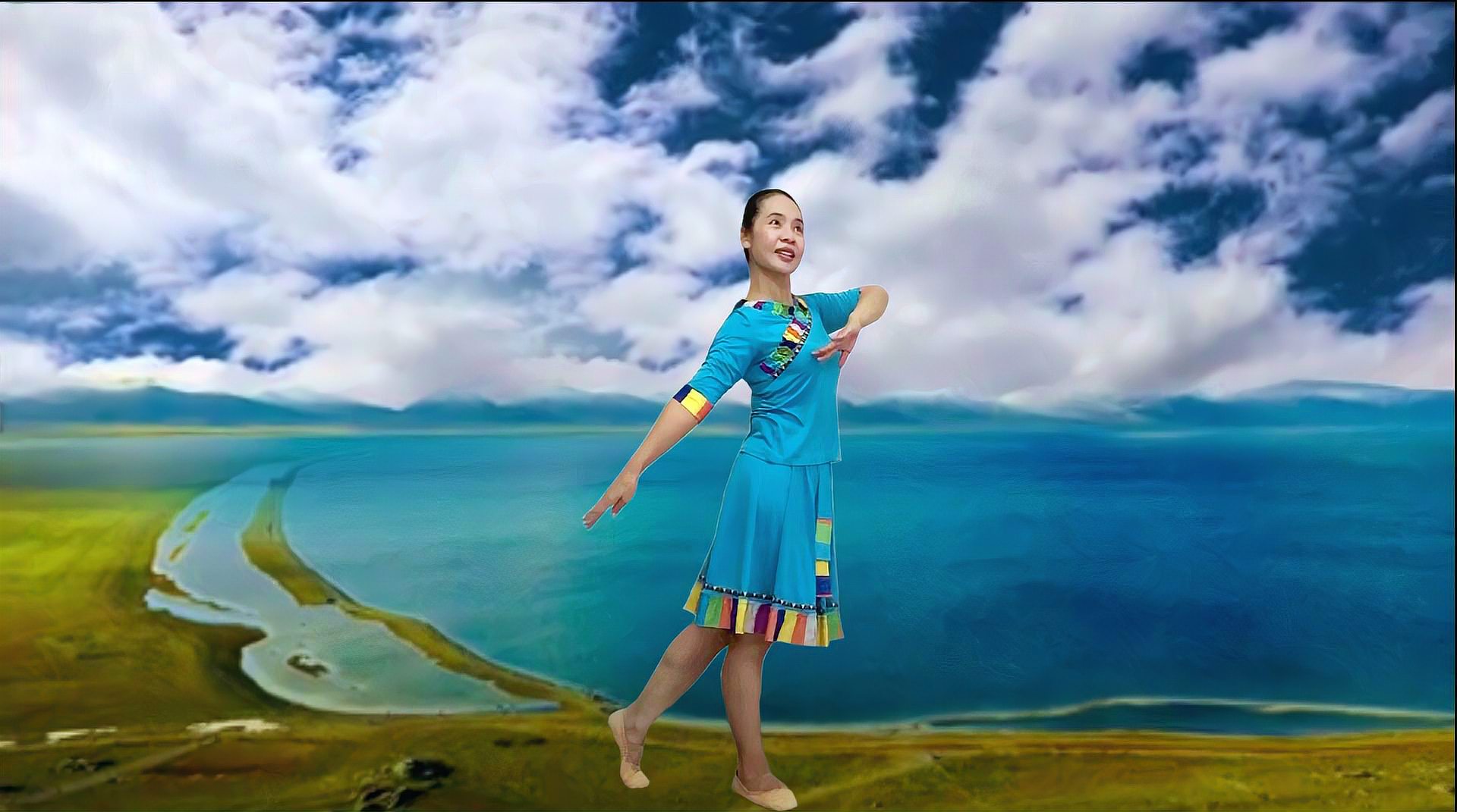 藏族舞《哈达》泽旺多吉演唱 歌声豪迈高亢好听 舞蹈简单易学