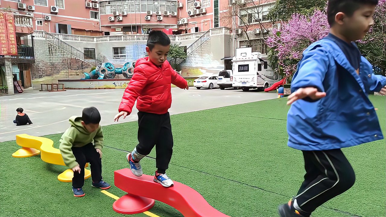 [图]感谢爸爸妈妈 放下 心爱的手机 陪我玩~~~~