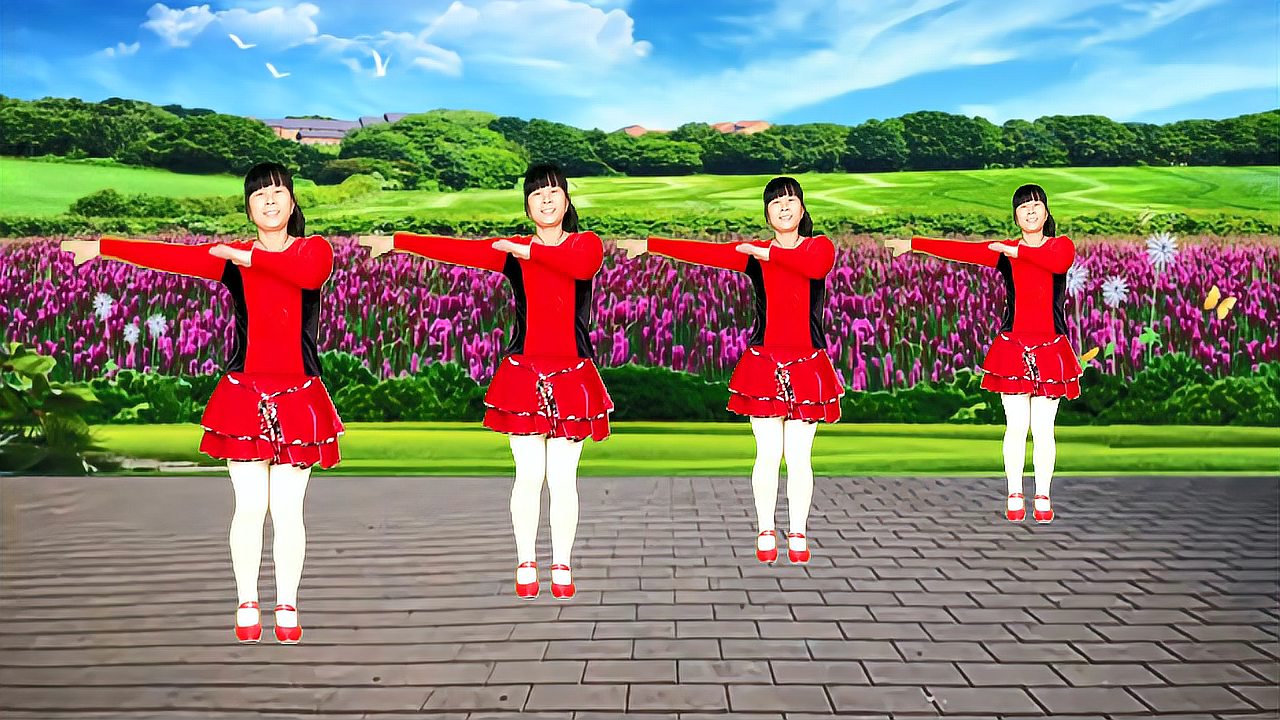 经典老歌广场舞《溜溜的姑娘像朵花》歌声优美动听,简单又好看