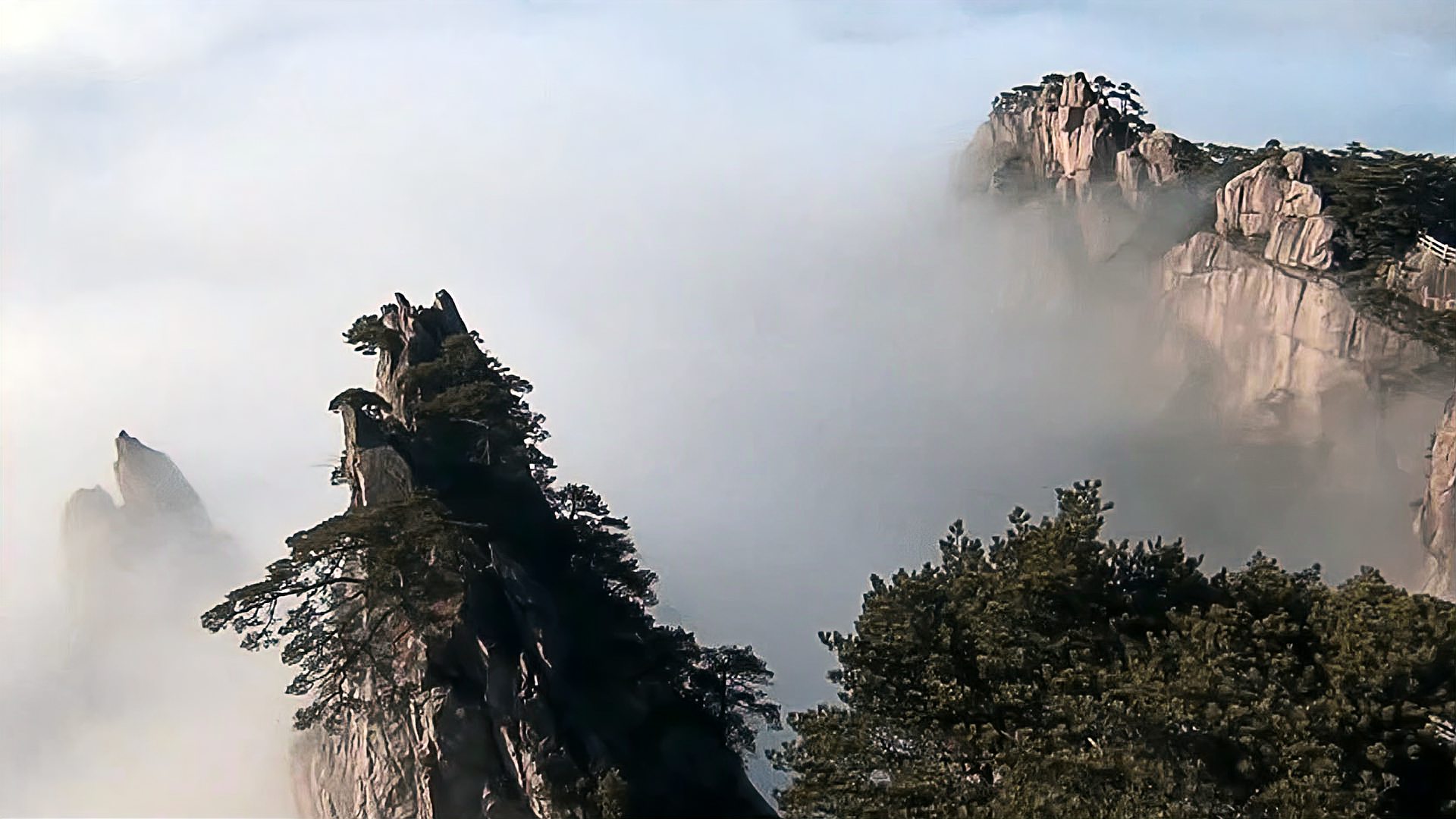 [图]“五岳归来不看山，黄山归来不看岳”，看看黄山风景到底有多秀丽