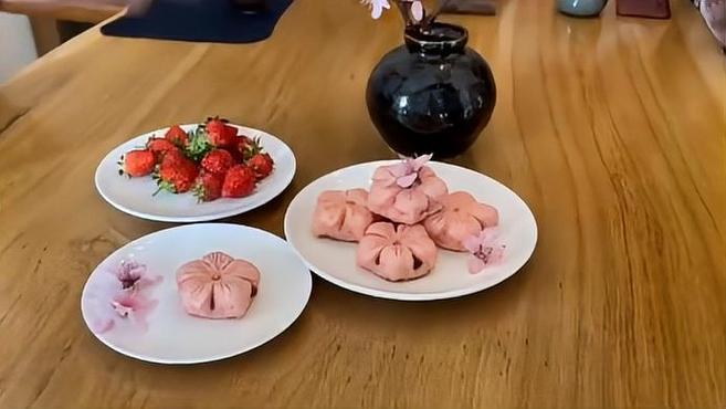 赏新场桃花,吃甜糯桃花饼,把春天装进碗里!