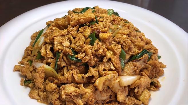 厨师长教你酱炒鸡蛋的家常做法,步骤详细,酱香浓郁下酒又下饭