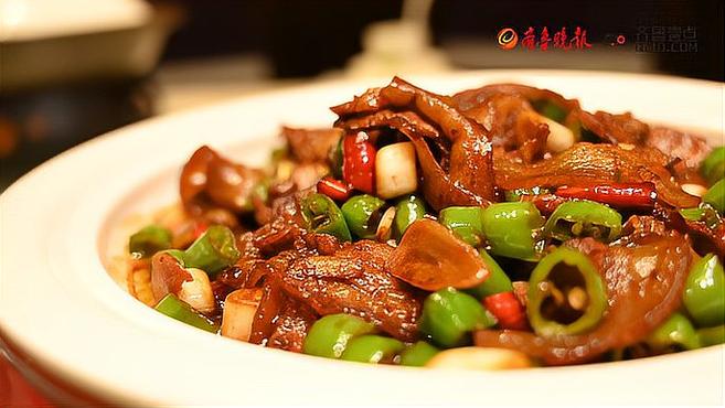 壹点餐饮|在地道的山东家常菜馆get辣椒炒肉的正确吃法