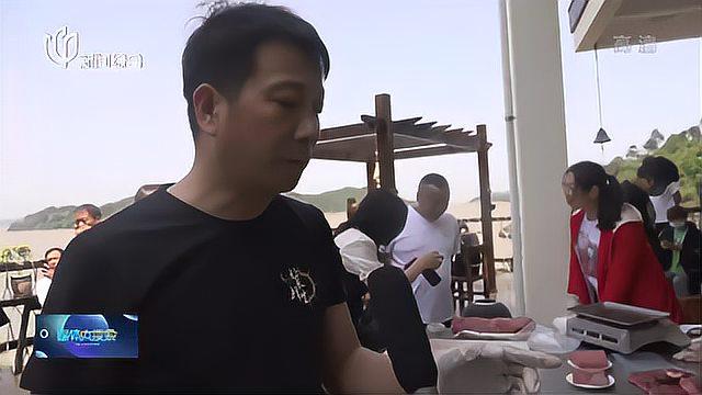 “巨无霸”蓝鳍金枪鱼现场解刨分食