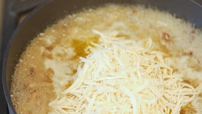 寻味上海丨和乾隆下江南有关的美食——“撒汤”