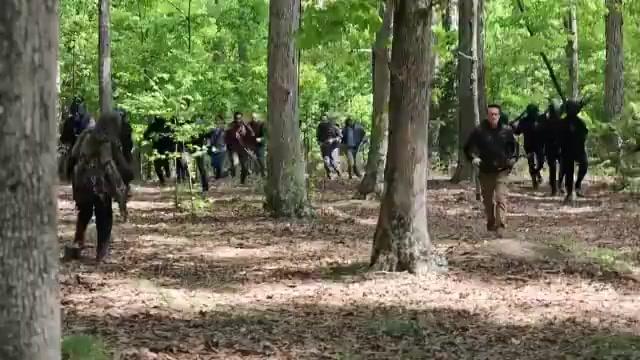 《行尸走肉:外面的世界》第二季将于美东时间10月3日晚在AMC回归首播,日前该剧的官方IG