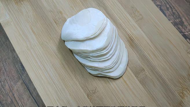 家里小孩不喜欢吃蔬菜,跟着我做,不用和面好吃好看