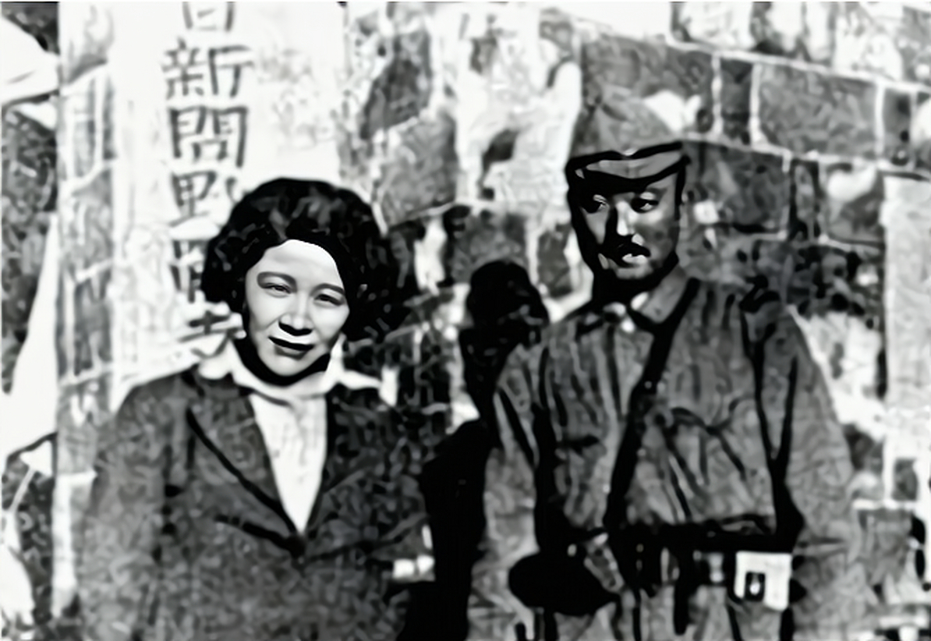 这名日本女记者林芙美子出身在日本社会底层,她写的以底层文学