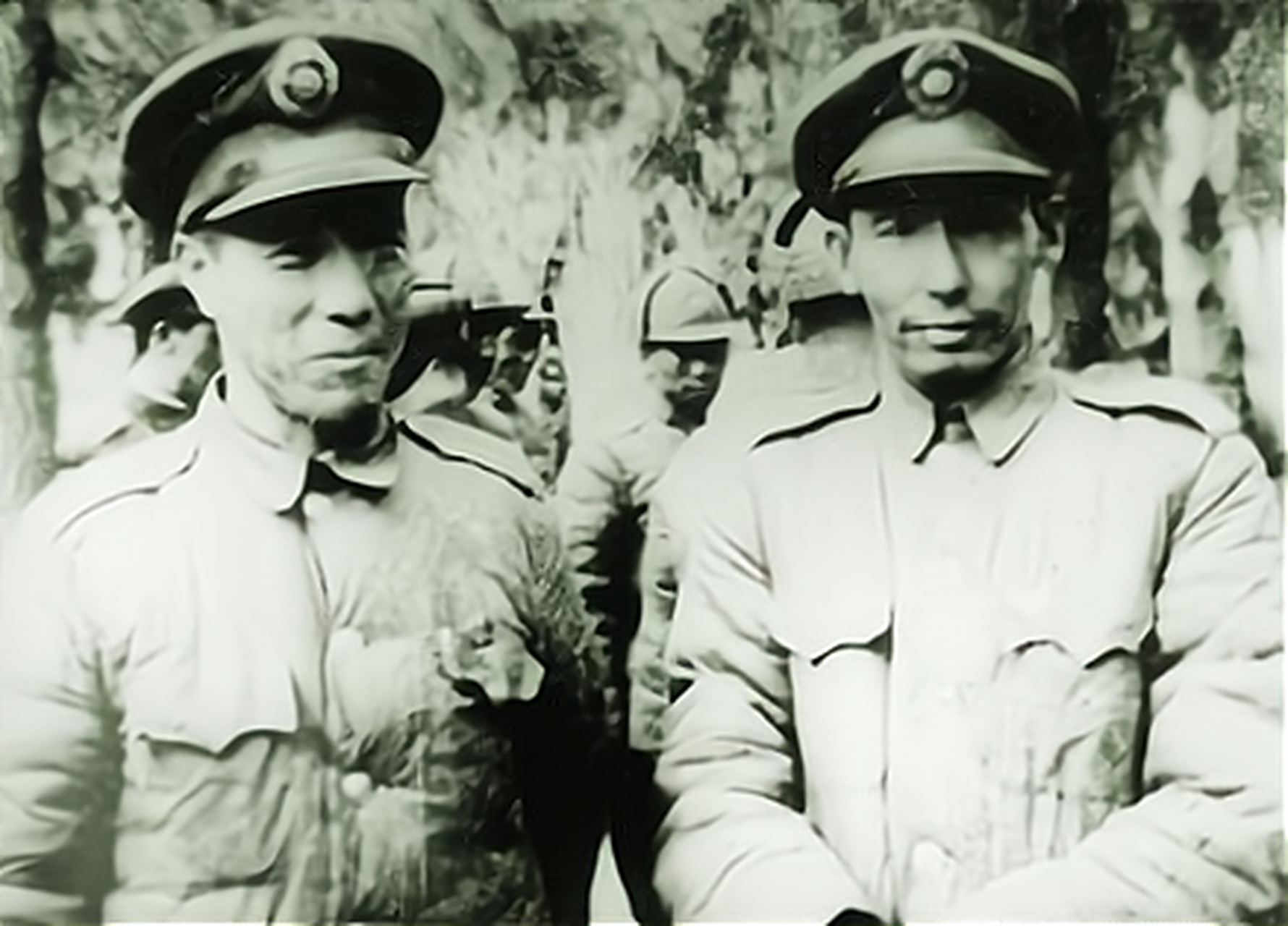 1948年11月8日,张克侠,何基沣率2.3万名官兵,在运河前线战场起义