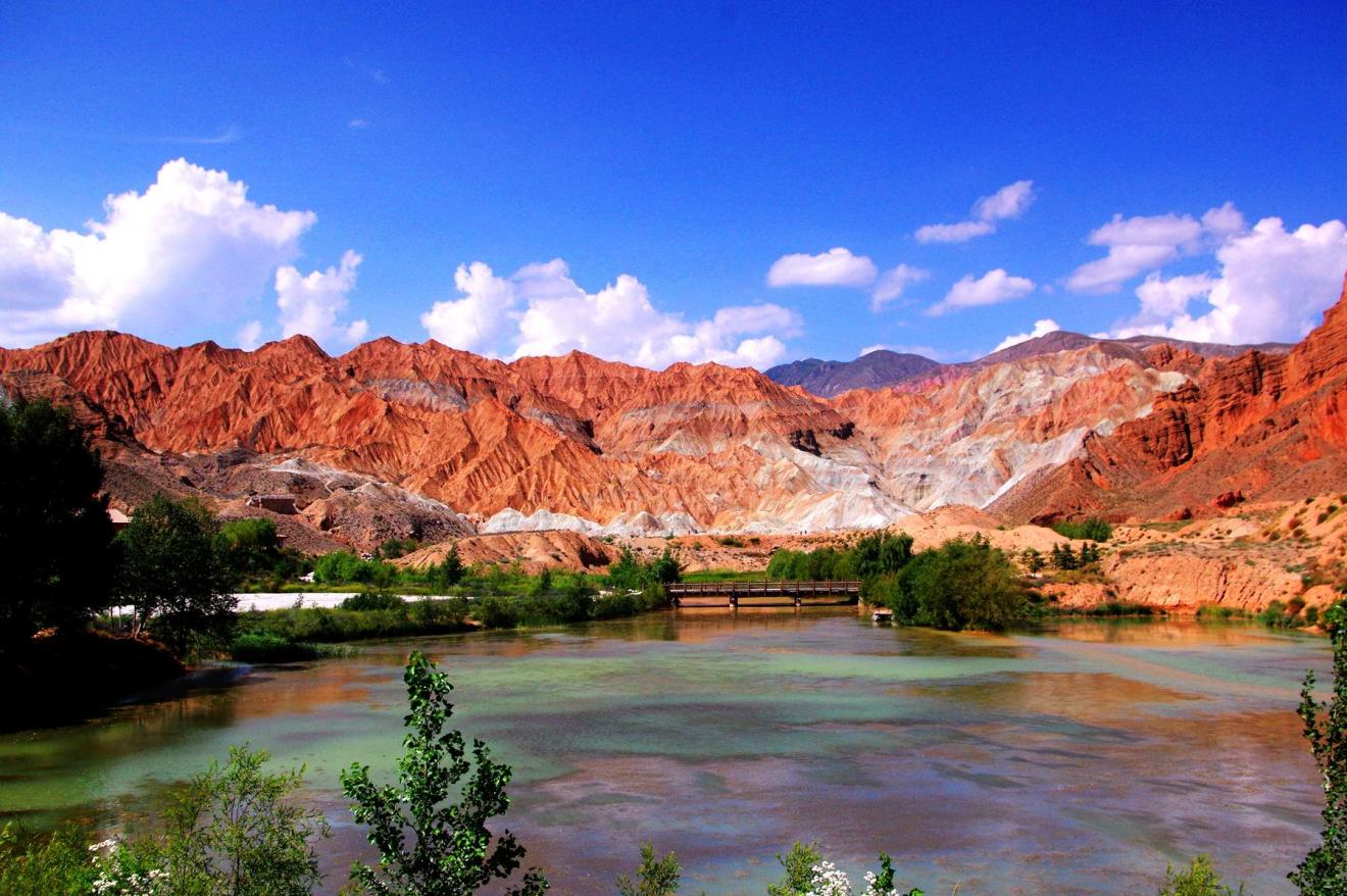 青海师大旅游景点(青海师大附近的宾馆)