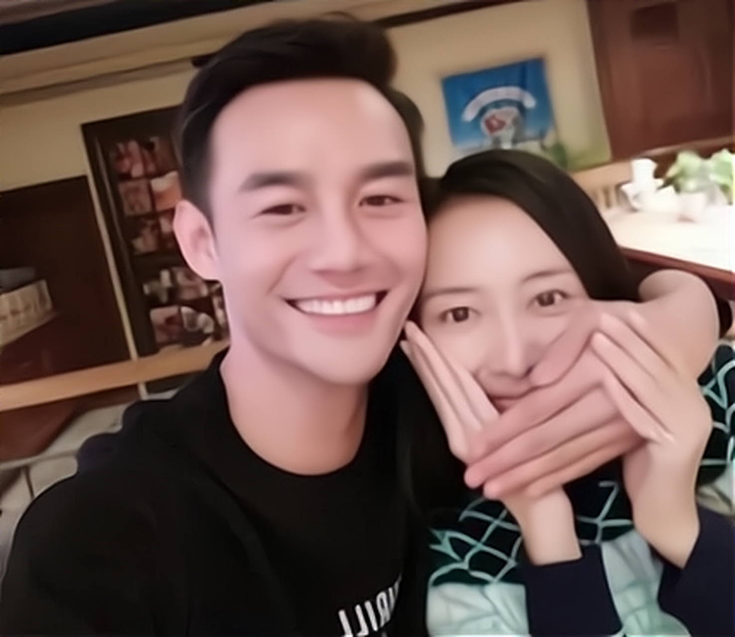 曝40岁王凯已有女友,似乎是圈内人,蒋欣宋茜躺枪,也有人想到王子文.