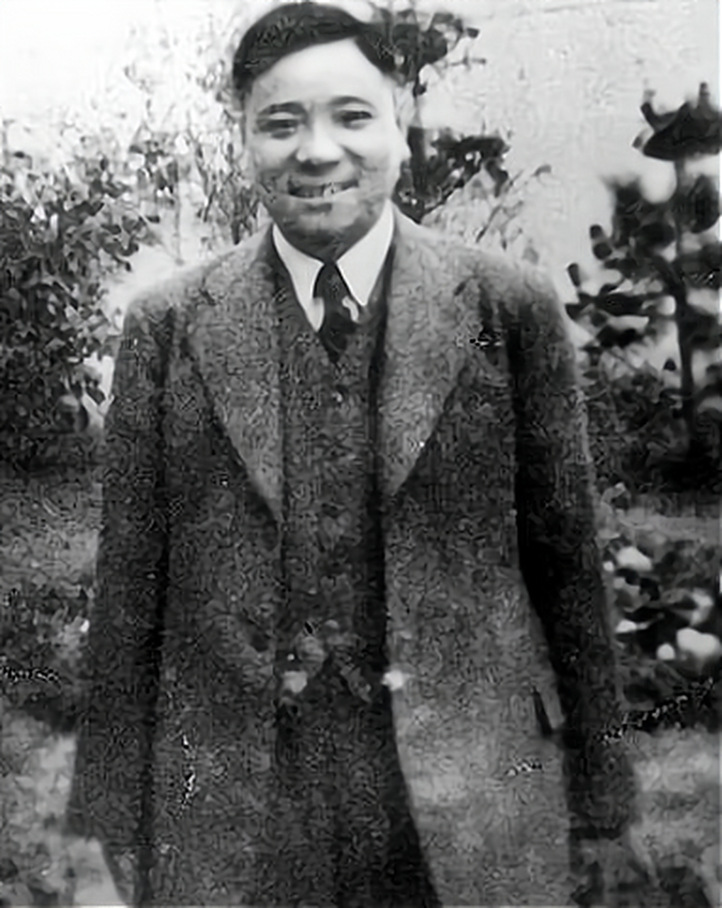 袁殊:史上最传奇的"六种角色",最绝伦的"五重间谍",誉为"东方佐尔格"