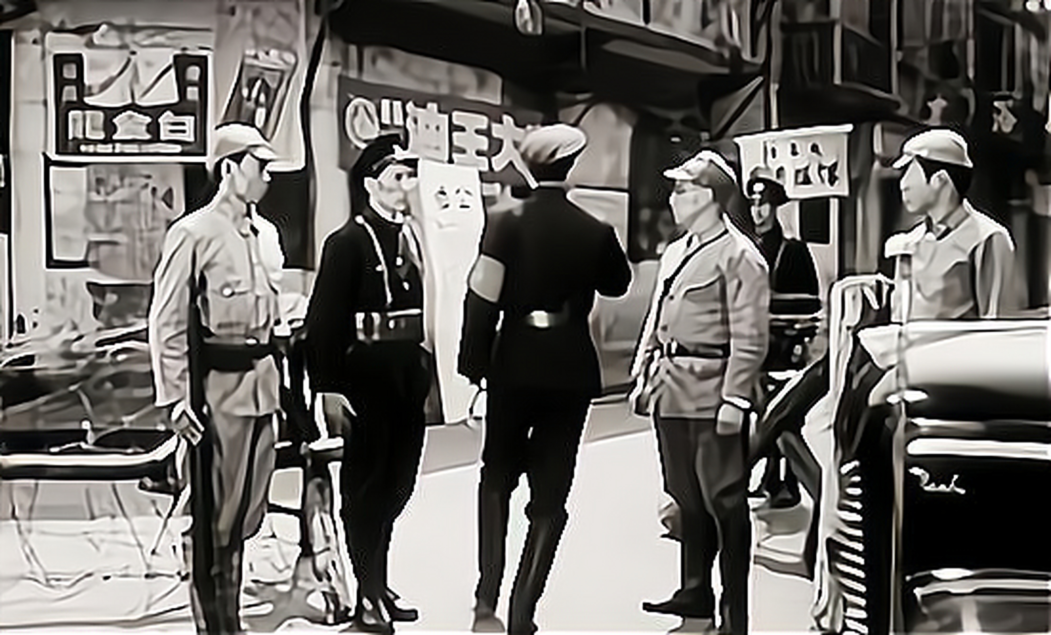 1943年,上海地下党员李哲潜伏在日本特高课情报股潜伏一年多了,但股长