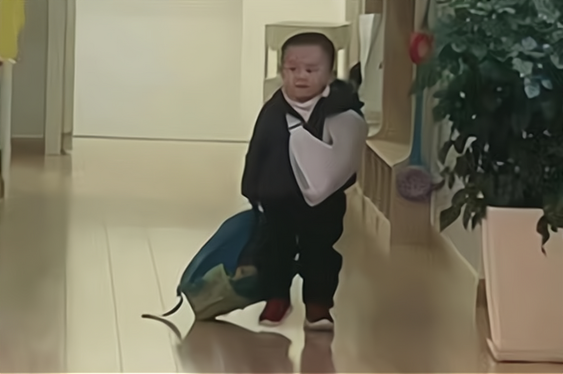 统统散开,幼儿园扛把子来了!