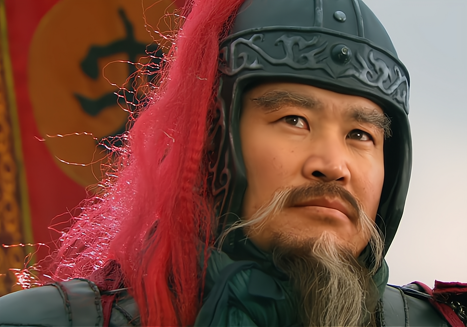 史文恭被很多人认为是原著中武力第一的猛人,是缘于其在与霹雳火秦明