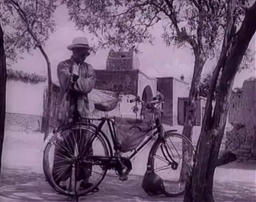 抗日期间,为何汉奸有自行车骑,而日本人只能在地上跑?