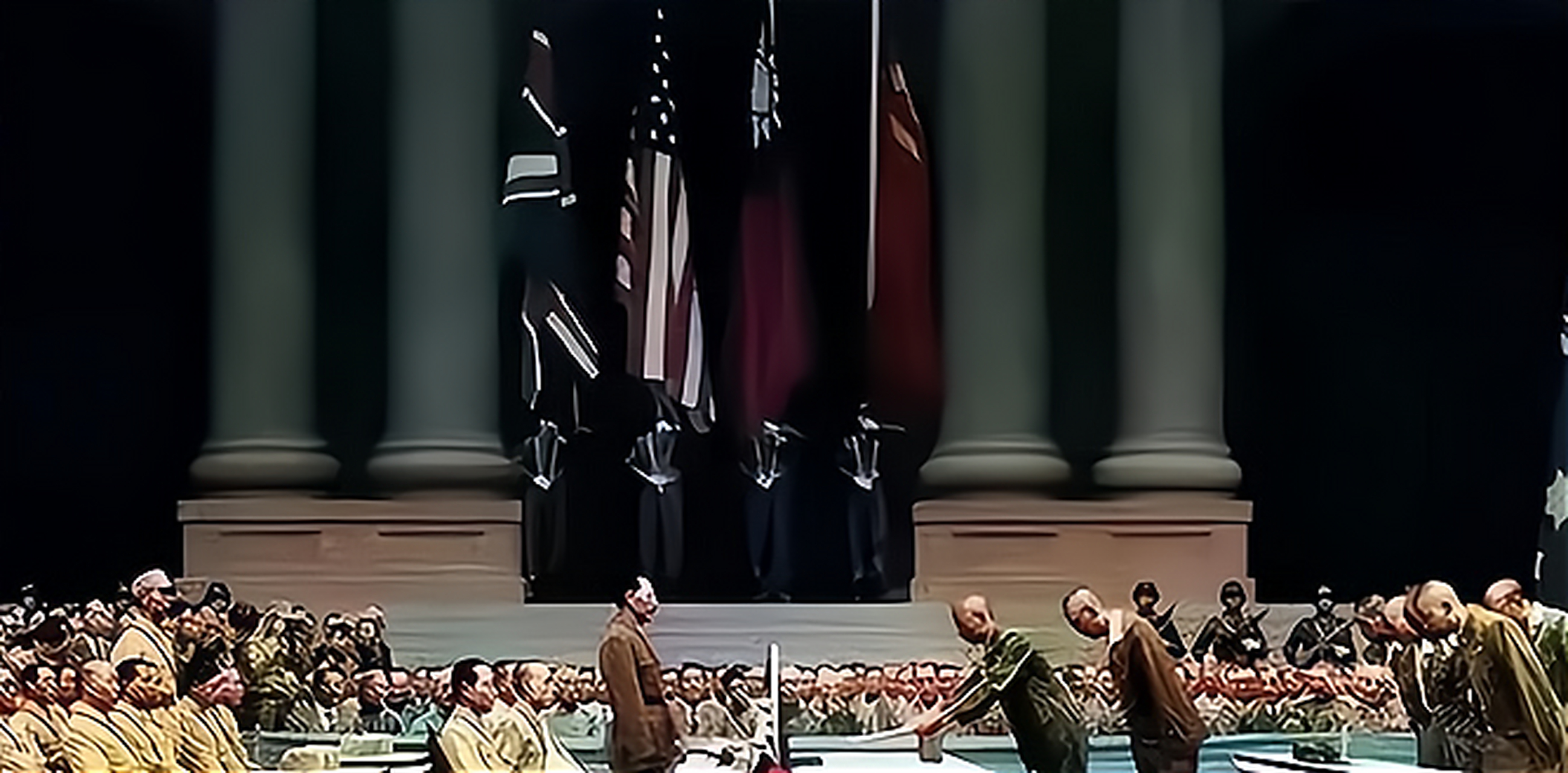 1945年日本投降后,2万日军带着1万女人藏进长白山,77年下落不明 不