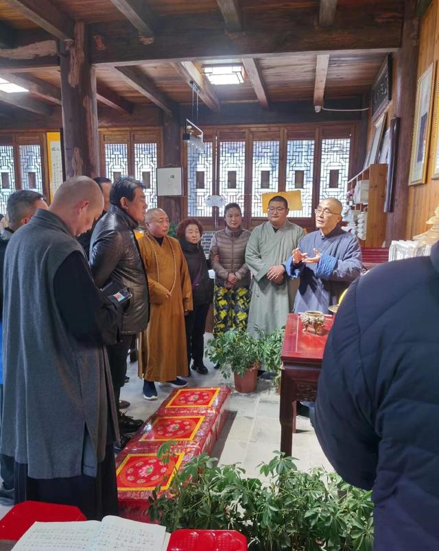 九华山平坦寺释广济图片