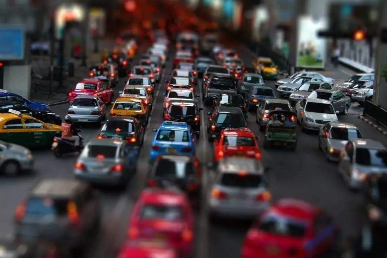 李彦宏的梦想：加快智能交通成熟，让一线城市不再限购限行！