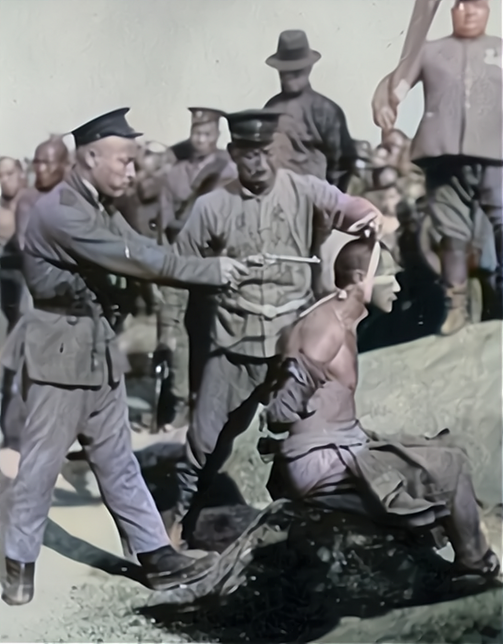 1919年,天津,知名飞贼张三立被枪决.