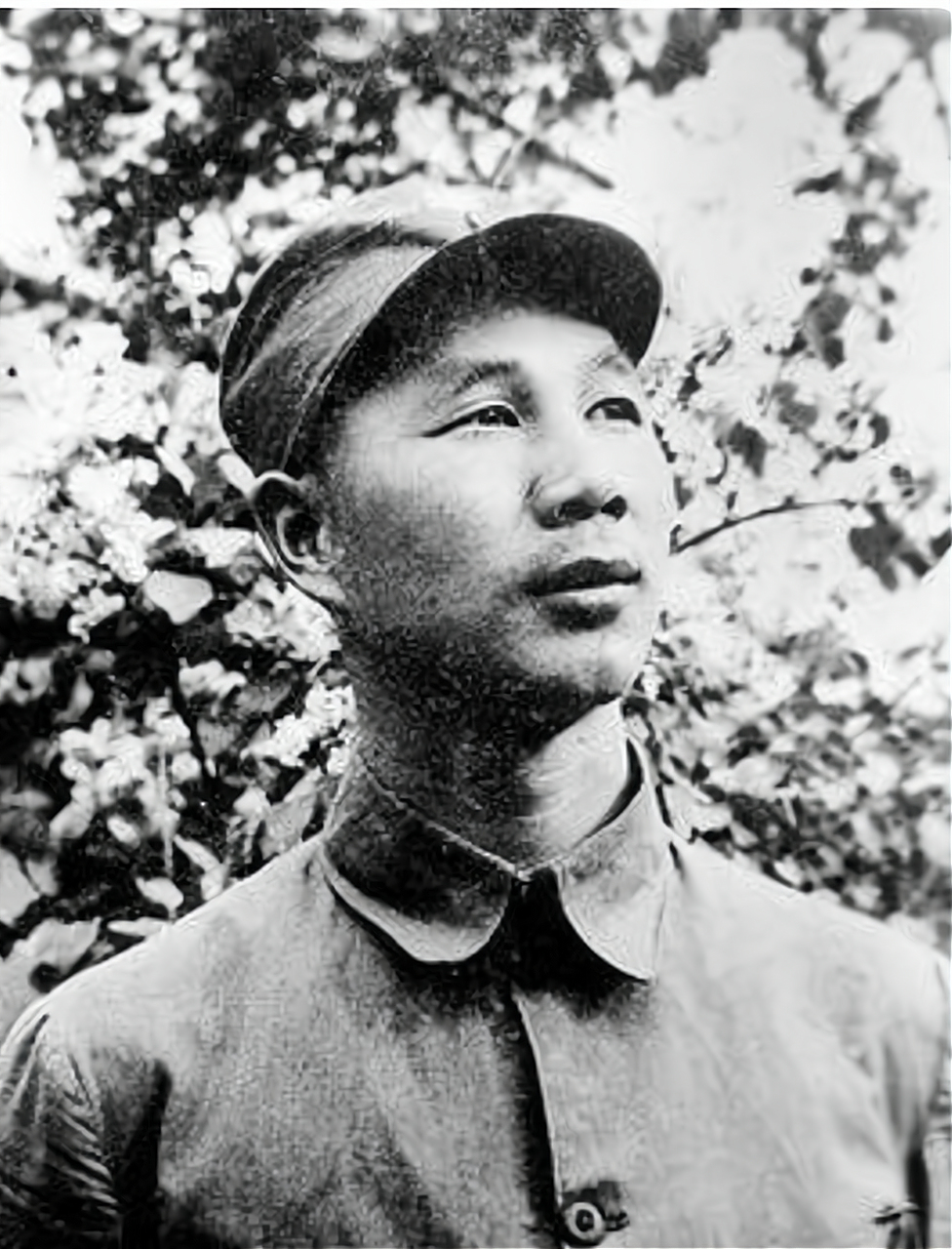 随着杨成武将军带兵撤退,日寇总能准确知道他们所在的