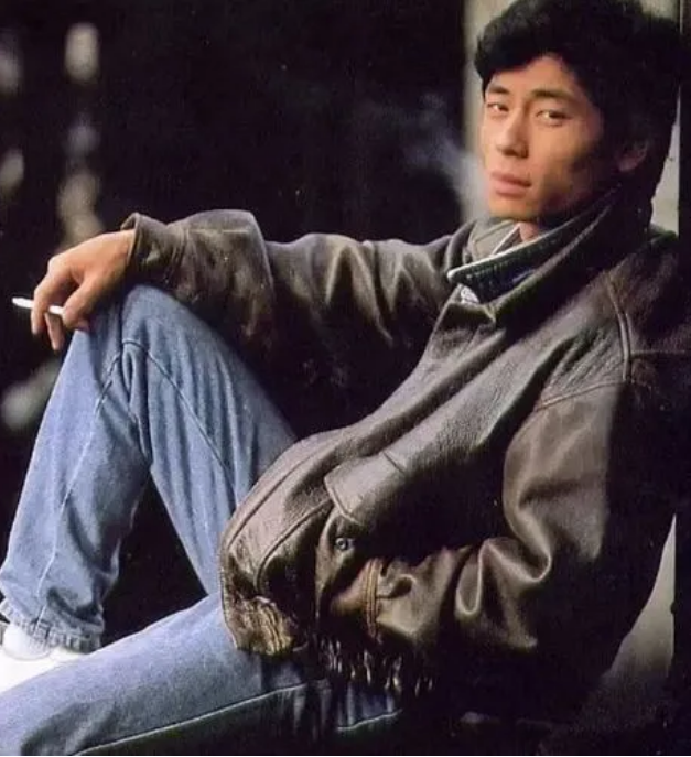 七八十年代台湾男歌星图片