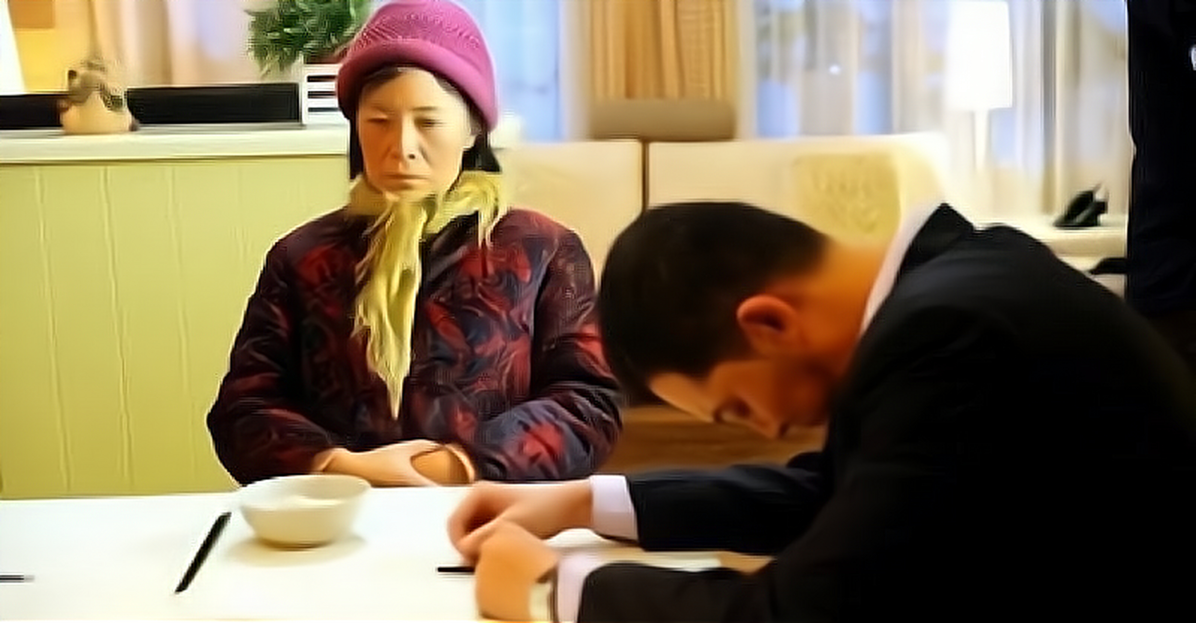 昨天上午,我婆婆又指桑骂槐说我不能生孩子,我说了一句,我现在如果怀