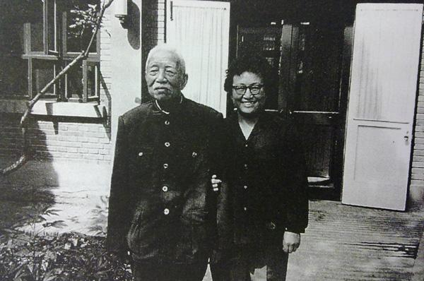 三野名将不听粟司令调遣,出言不逊后甩手而去,主席:立即撤职