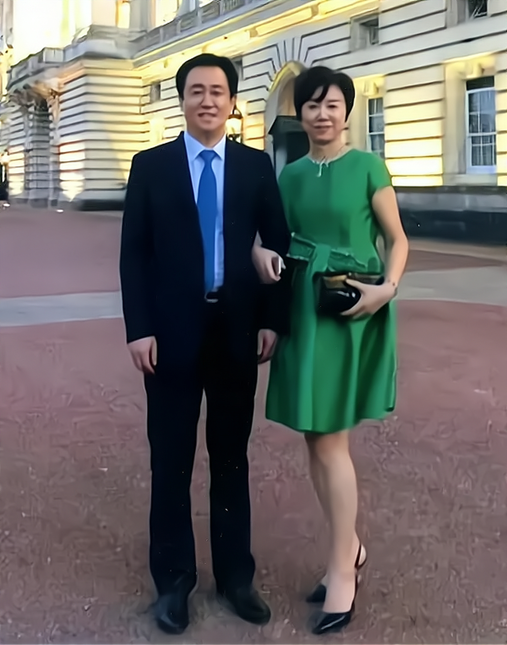 "模范夫妻"许家印,丁玉梅