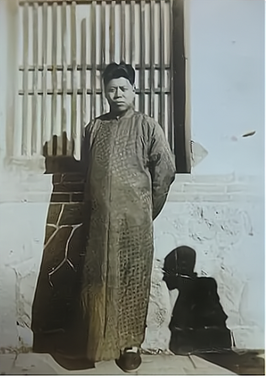 1982年,四川的张清安,是个高傲自大的农民.