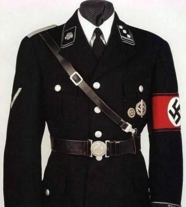 二战德军的军服是谁设计的?华丽的军服外表下,是永不磨灭的罪恶