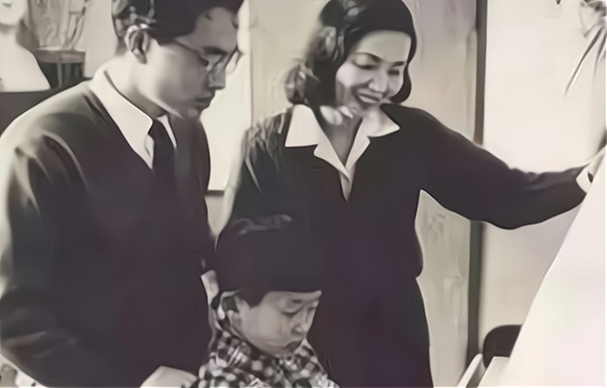 四川老兵刘运达娶了日本女战俘大宫静子,并彼此爱慕成为夫妻,大宫静子