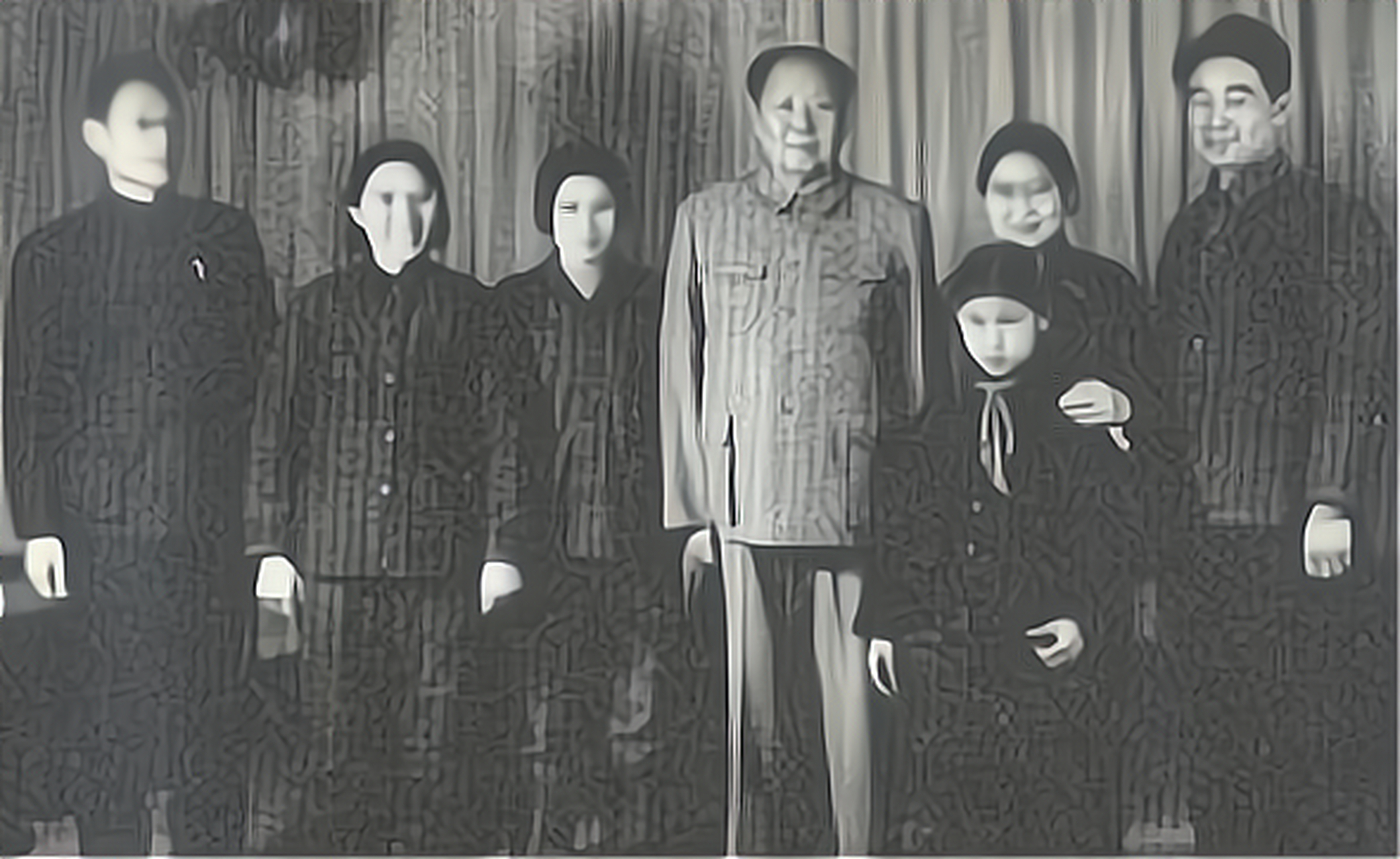 1990年毛远志逝世,丈夫整理遗物发现一封残信,读后让人潸然泪下!