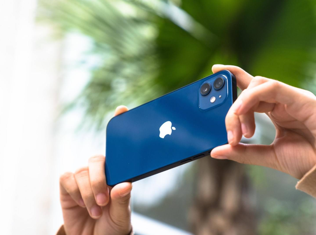 iPhone SE新品曝光，有望2022年发布，让苹果彻底告别4G！