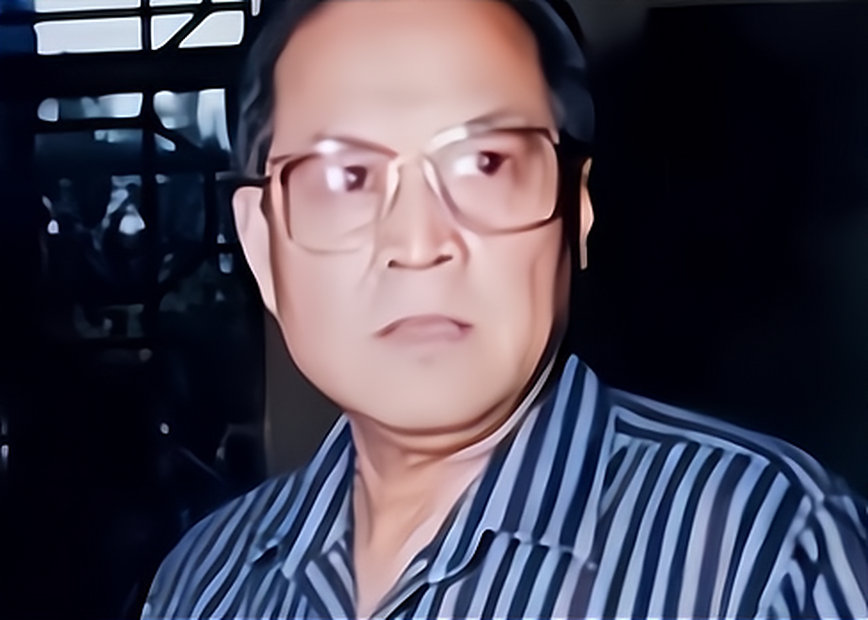 1965年李显斌驾机叛逃台湾,拿280万奖金,26年后回乡探母被捕 众叛亲离