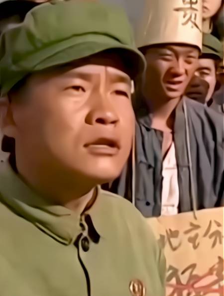 二楞当上生产队长,拉地主福贵批斗,谁知己被羞辱一番.(1)-度小视