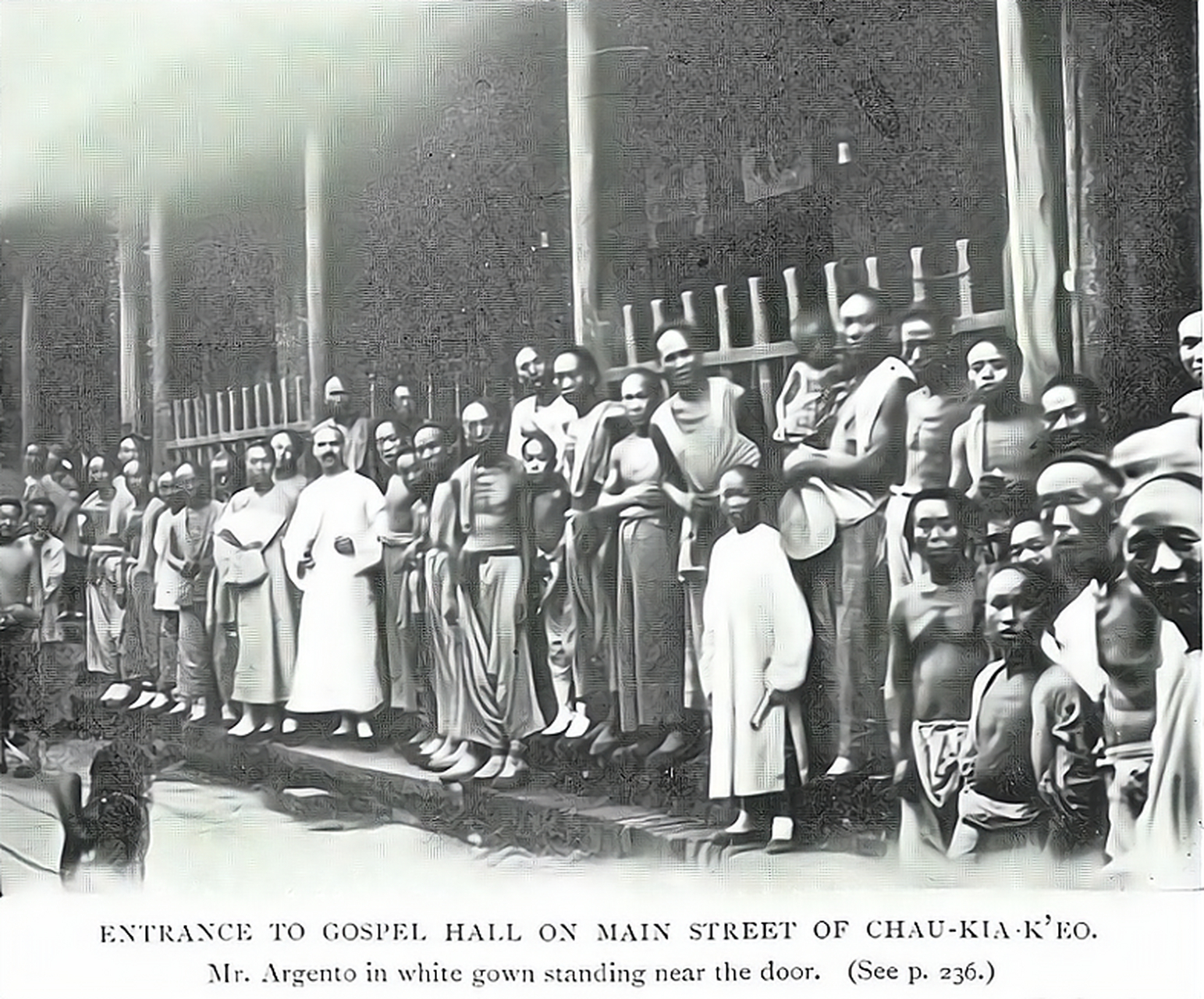 1899年,内地会传教士阿甘托先生在光州留下的两张照片.