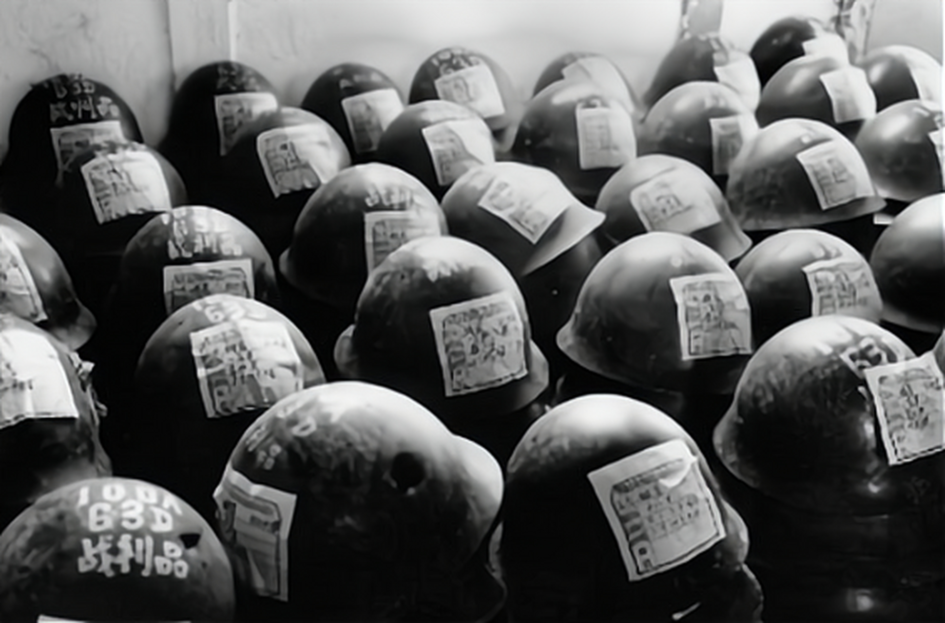 一些抗战期间缴获的战利品,其实装备,训练,伙食都跟得上的中国军人