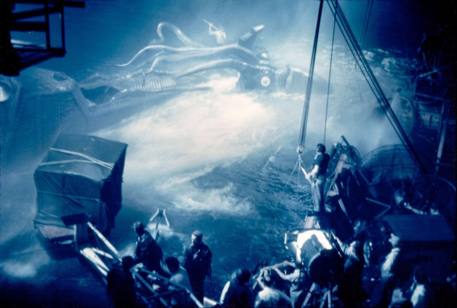 诺第留斯号潜水艇图图片
