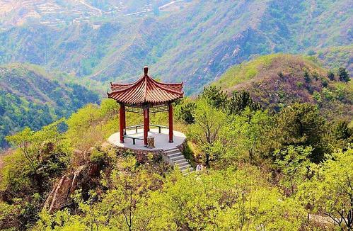 灵寿小众风景区,海拔不高适宜全家游玩,景内果树众多游客很少