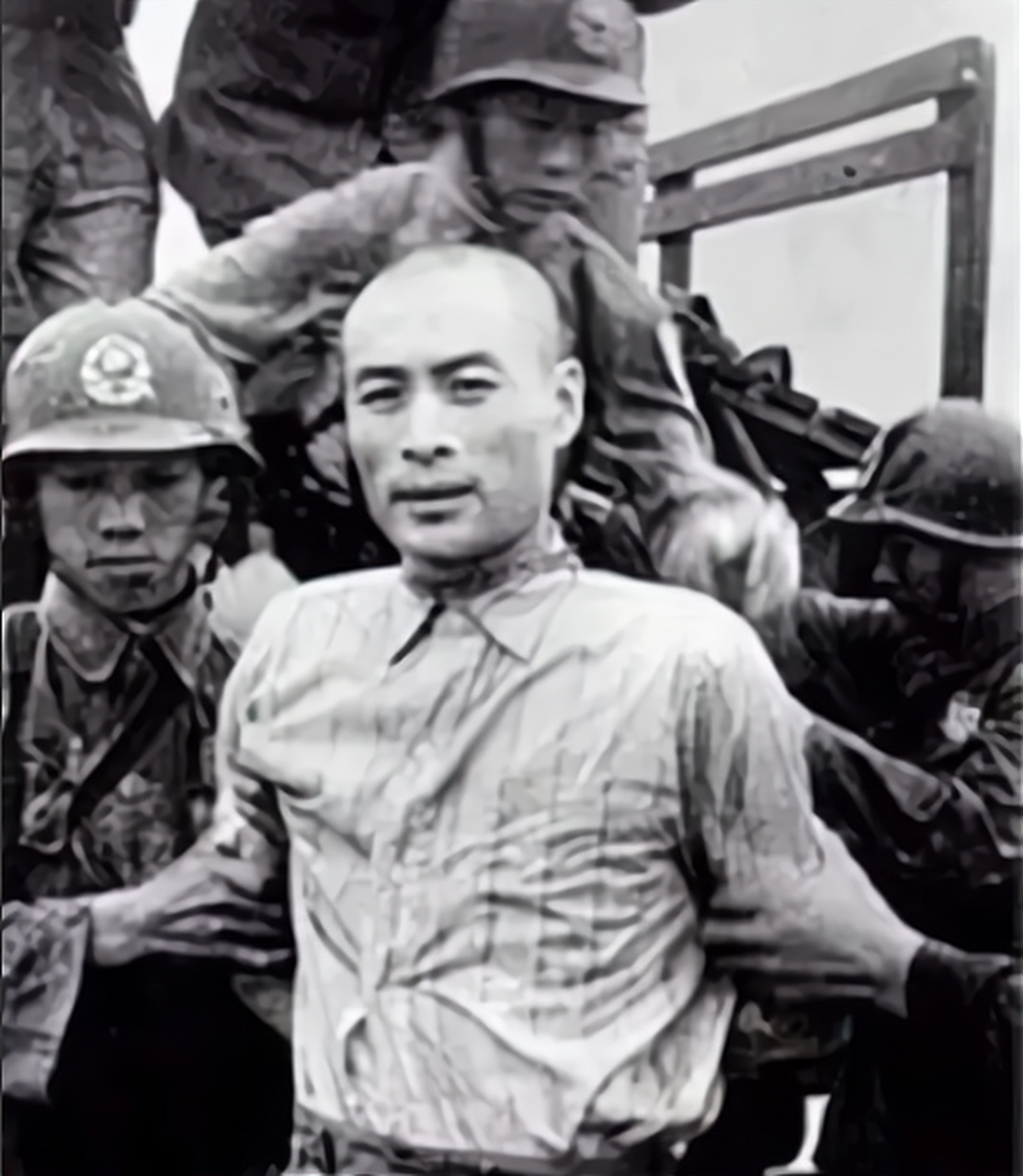 1950年6月10日,英雄聂曦,被宪兵押至台湾马场町刑场,不久之后,他将与