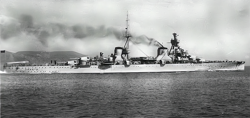 塔兰托级重型巡洋舰图片