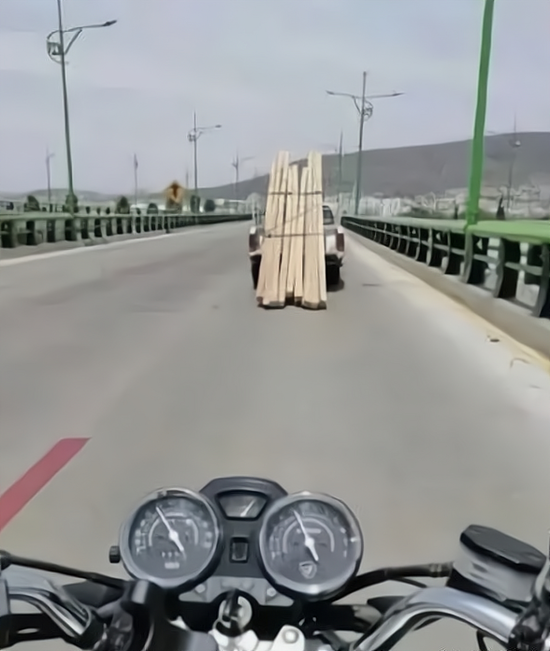 一张男人看了就想冲的图片